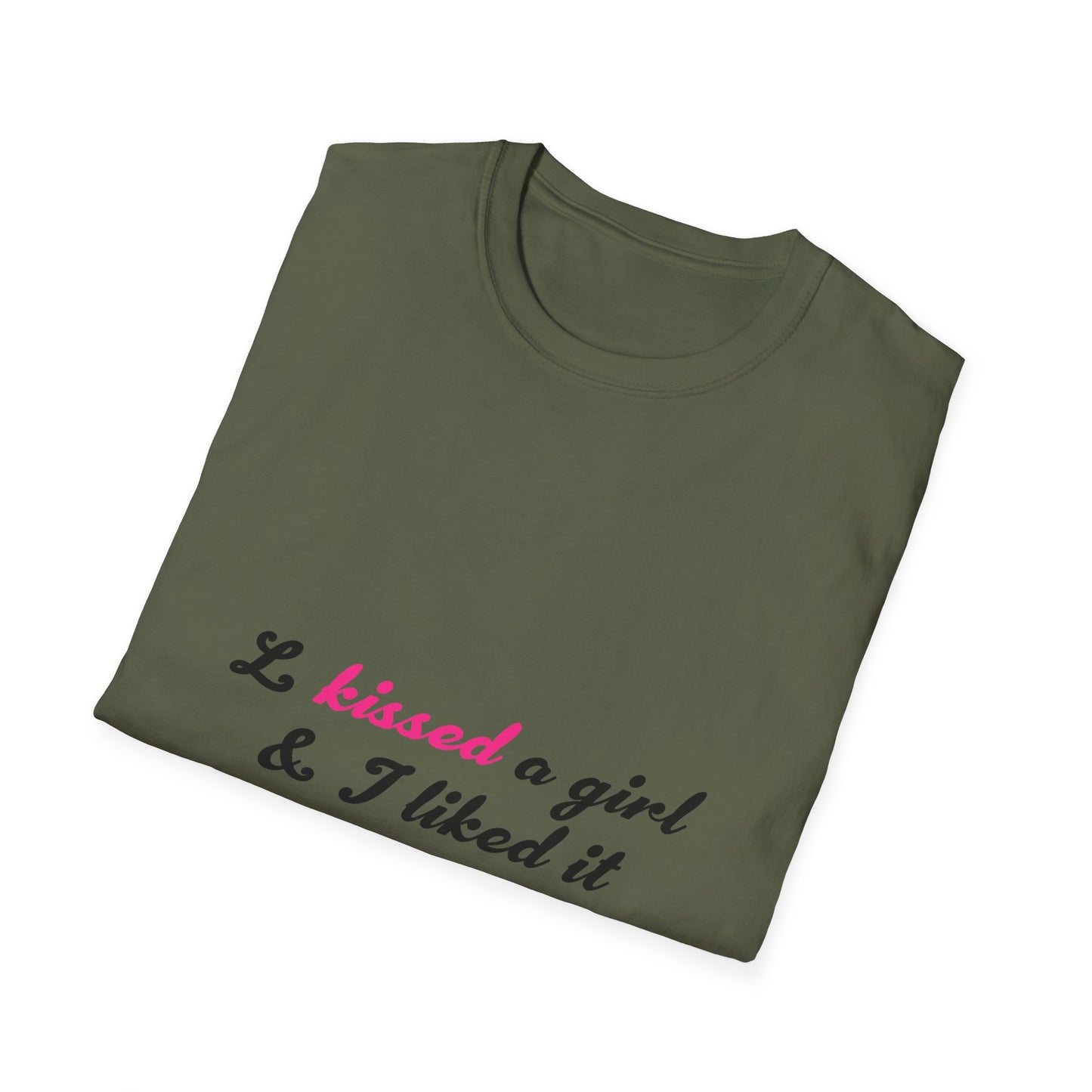 Sweetly Kissed - Unisex Softstyle T-shirt