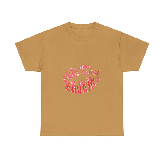 Solo Vibes Lips Unisex Heavy cotton tee