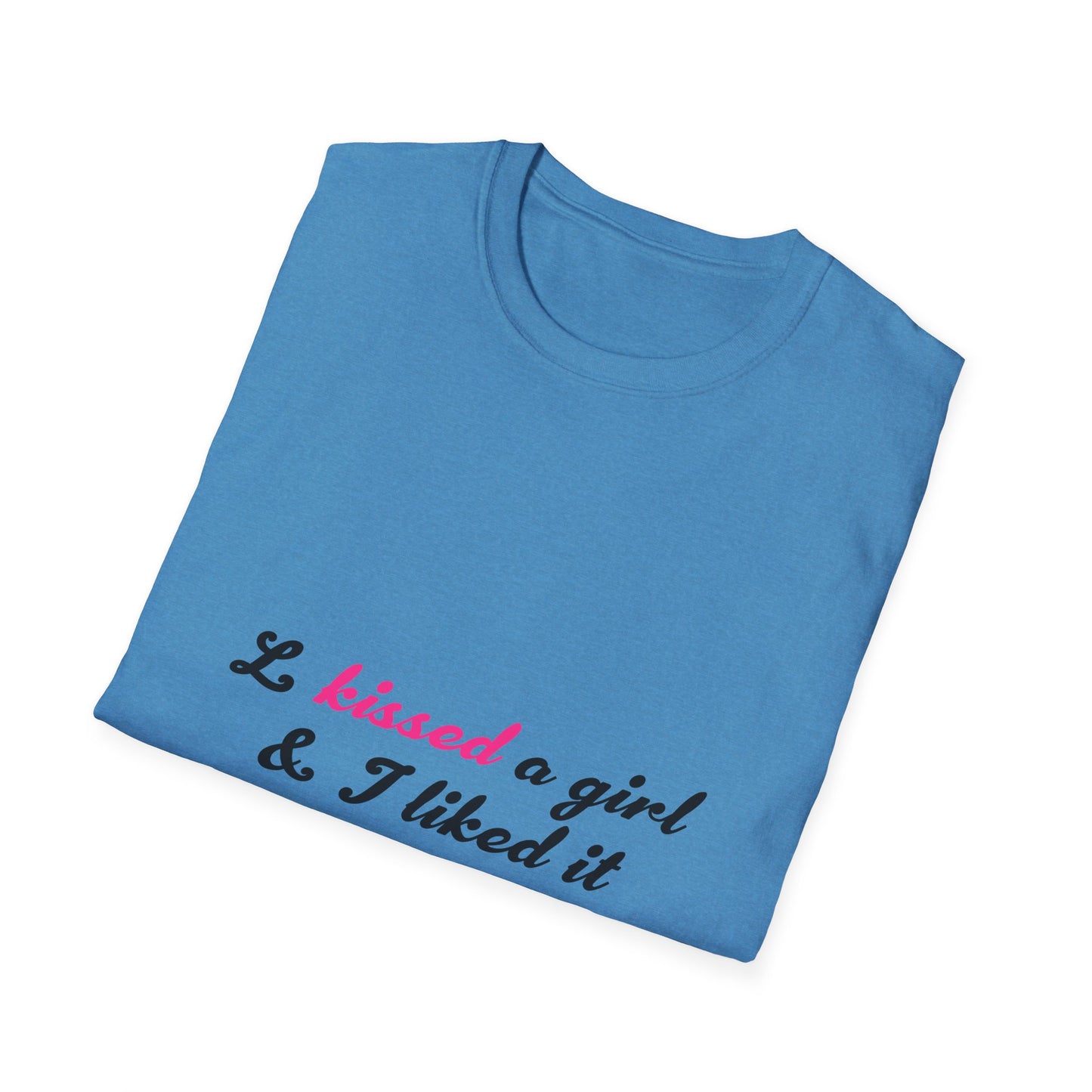 Sweetly Kissed - Unisex Softstyle T-shirt